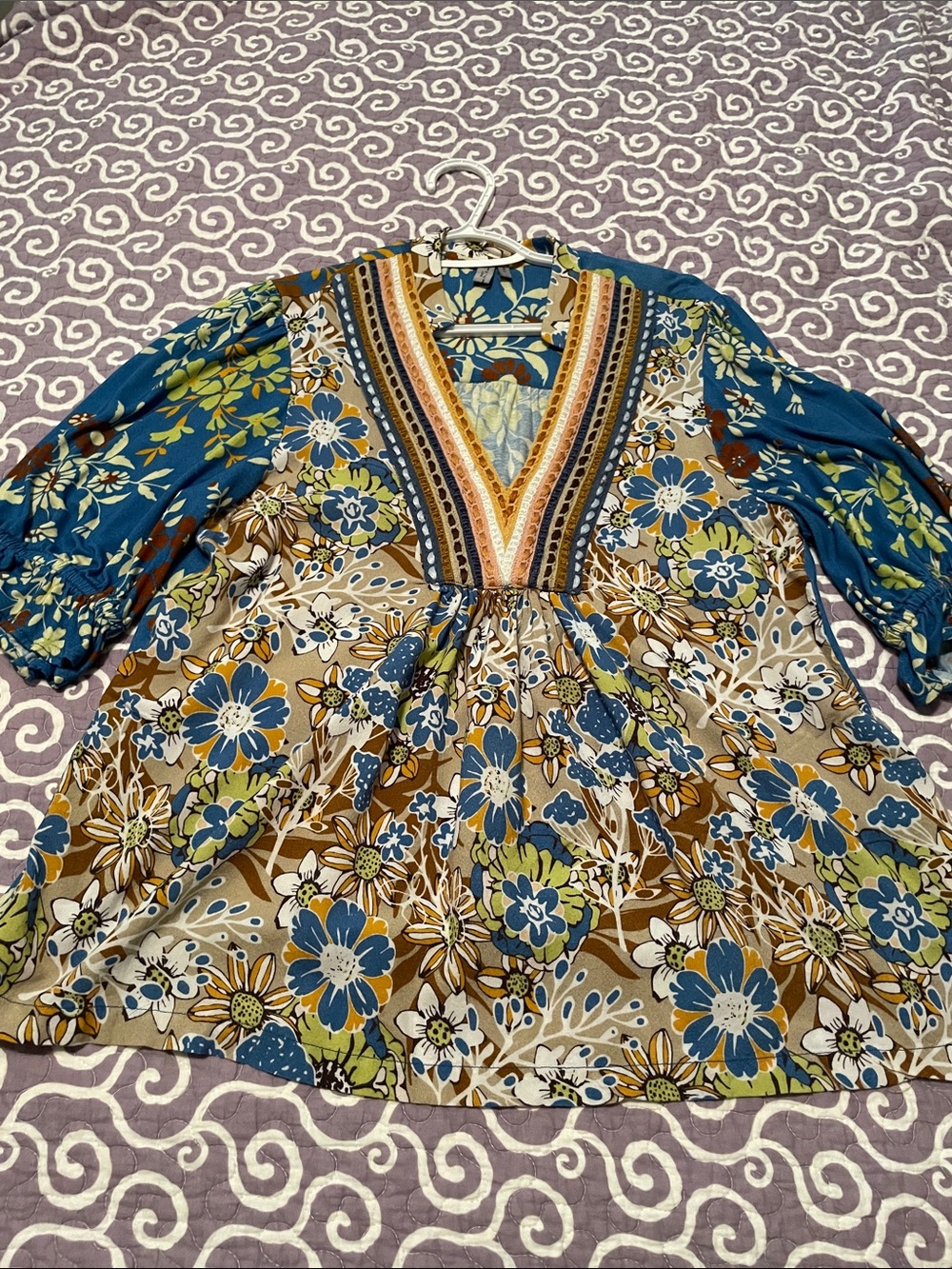 Floral V-Neck Peasant Top in Teal and Tan